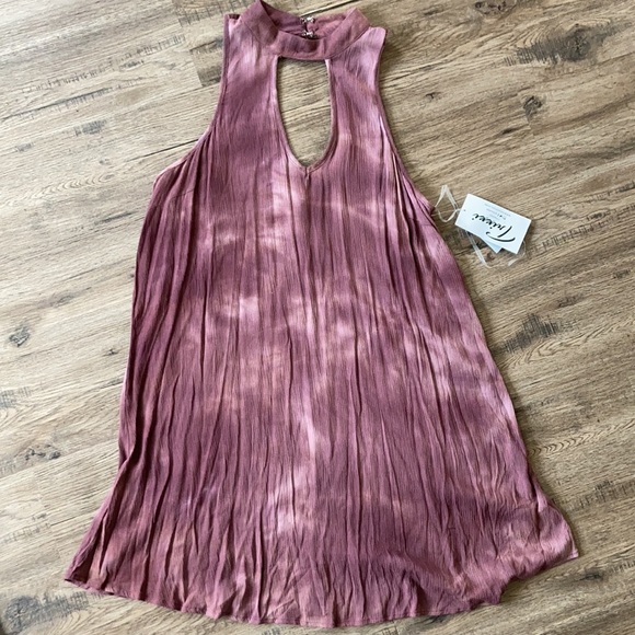 Trixxi Dresses & Skirts - Trixxi Dress Tie Dye Keyhole Back SZ large
